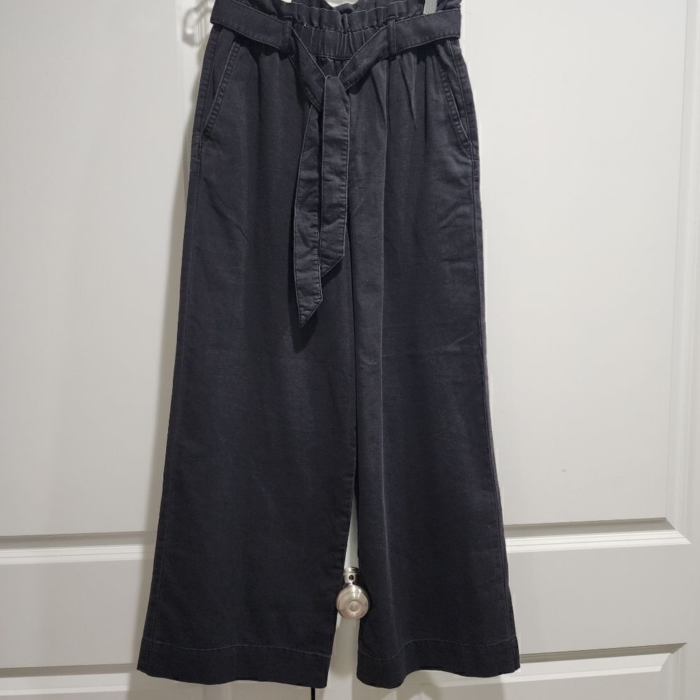 H‎ & M - 2,6 - Wide High Waist Ankle length Denim Pants